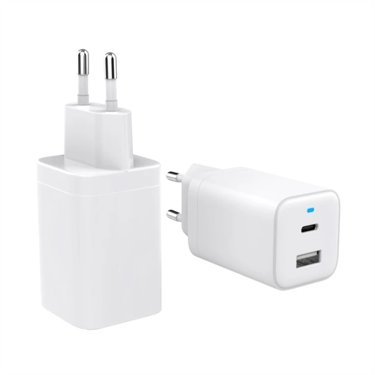 USB C GaN power adapter